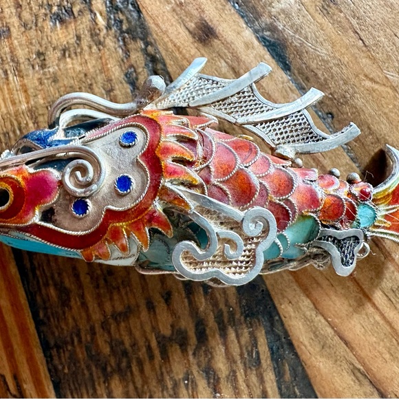 Stunning large Antique Sterling and enamel Articulated Fish Pendant Necklace - Picture 2 of 9